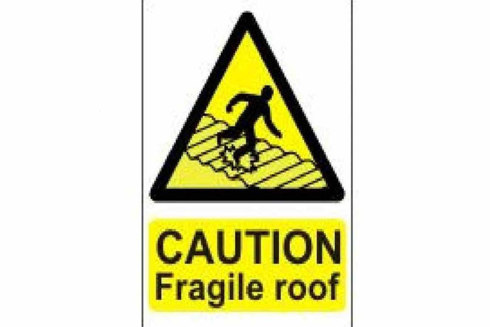 Fragile Roof Sign - Health & Safety Signs High Quality Interior & Exterior