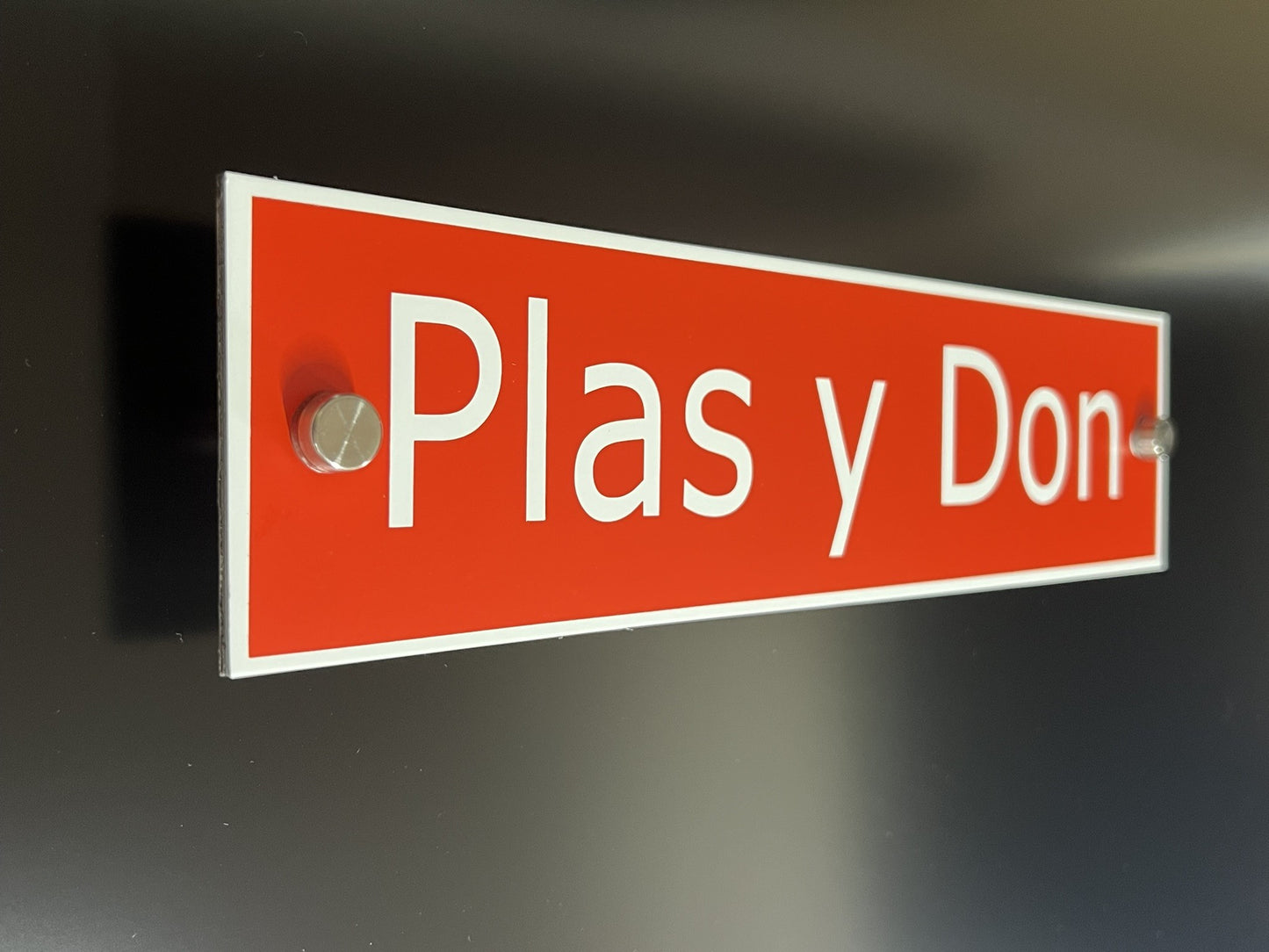 Aluminium House Signs in Various Sizes & Colours.