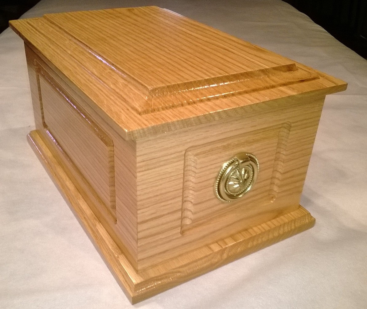 Decorative Solid Oak Ashes Casket Wooden Funeral Urns for Adult Ashes